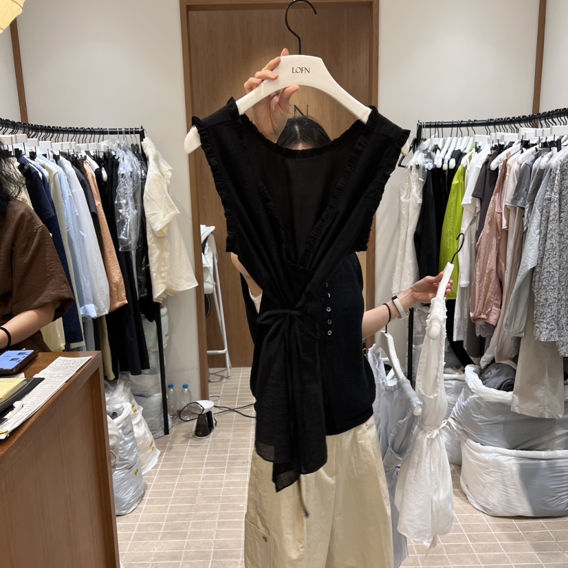 LOFN韓國直郵㊣女裝新品人氣熱賣25春夏推薦休閑時尚吊帶背心LOFN吊帶/背心圖色2