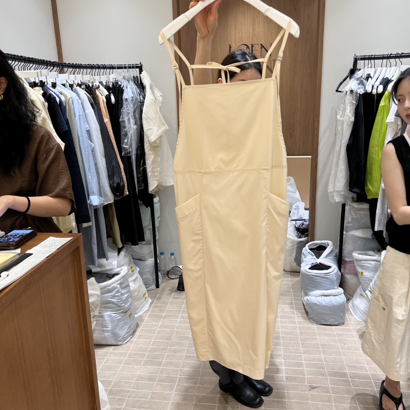 LOFN韓國直郵㊣女裝新款25春夏休閑人氣熱賣連衣裙不含內搭LOFN連衣裙圖色2