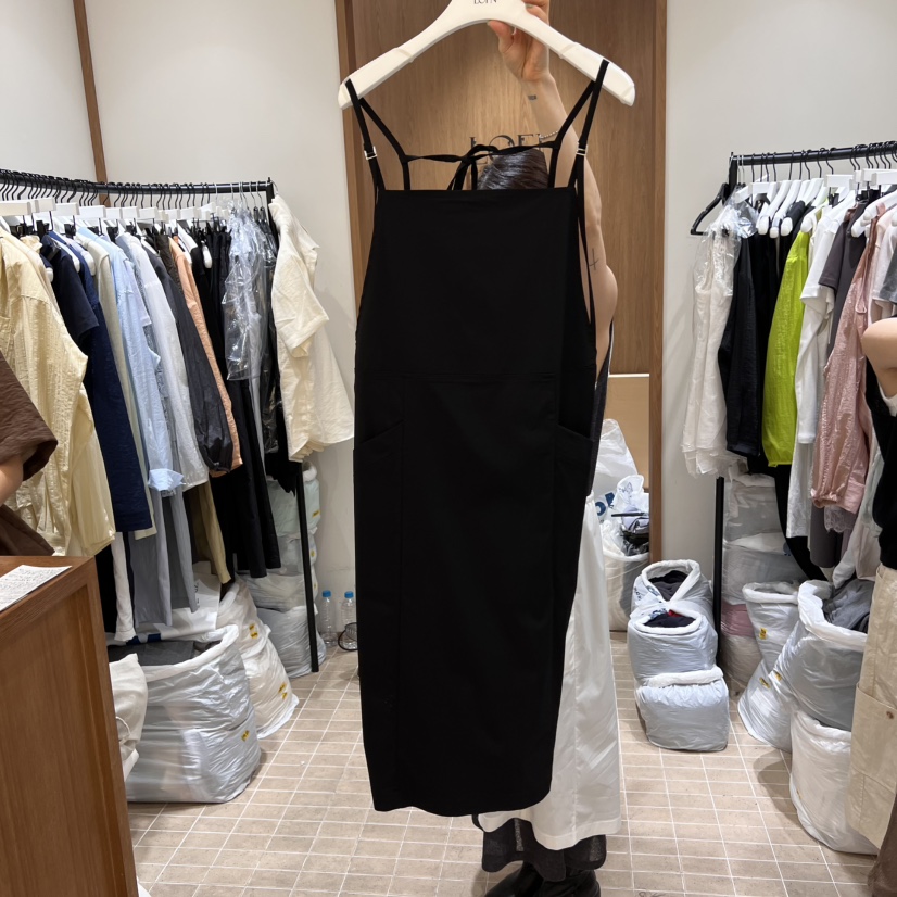 LOFN韓國直郵㊣女裝新款25春夏休閑人氣熱賣連衣裙不含內搭LOFN連衣裙圖色3