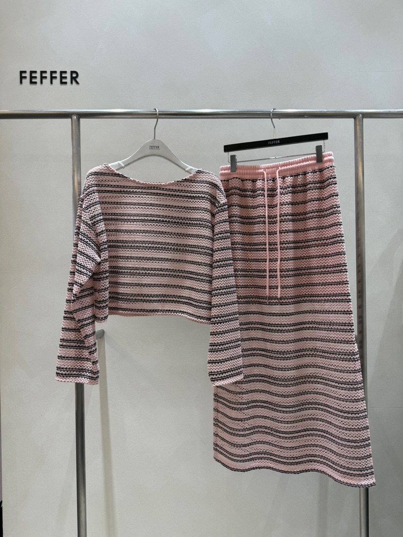 FEFFER韓國直郵㊣女裝新款25春夏休閑時尚推薦人氣熱賣長袖T恤FEFFER長袖T恤