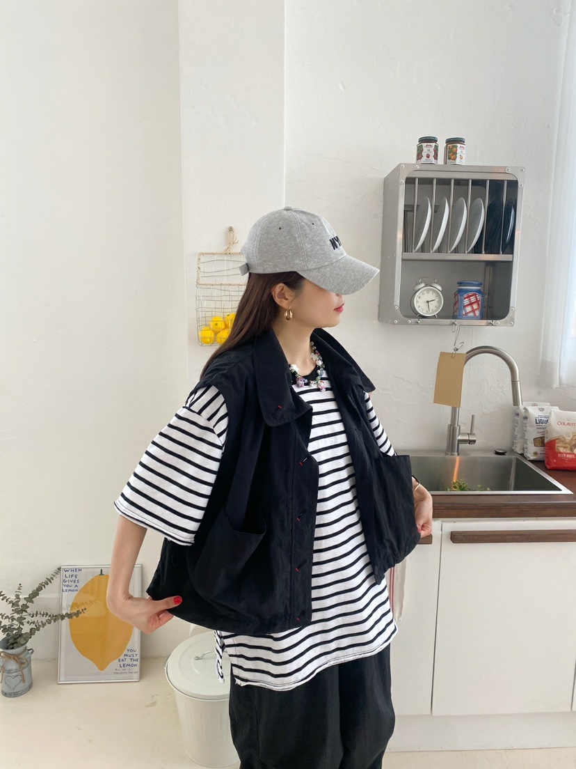 YESFREE韓國直郵㊣東大門實拍女裝新品時尚推薦休閑人氣馬甲YESFREE馬甲