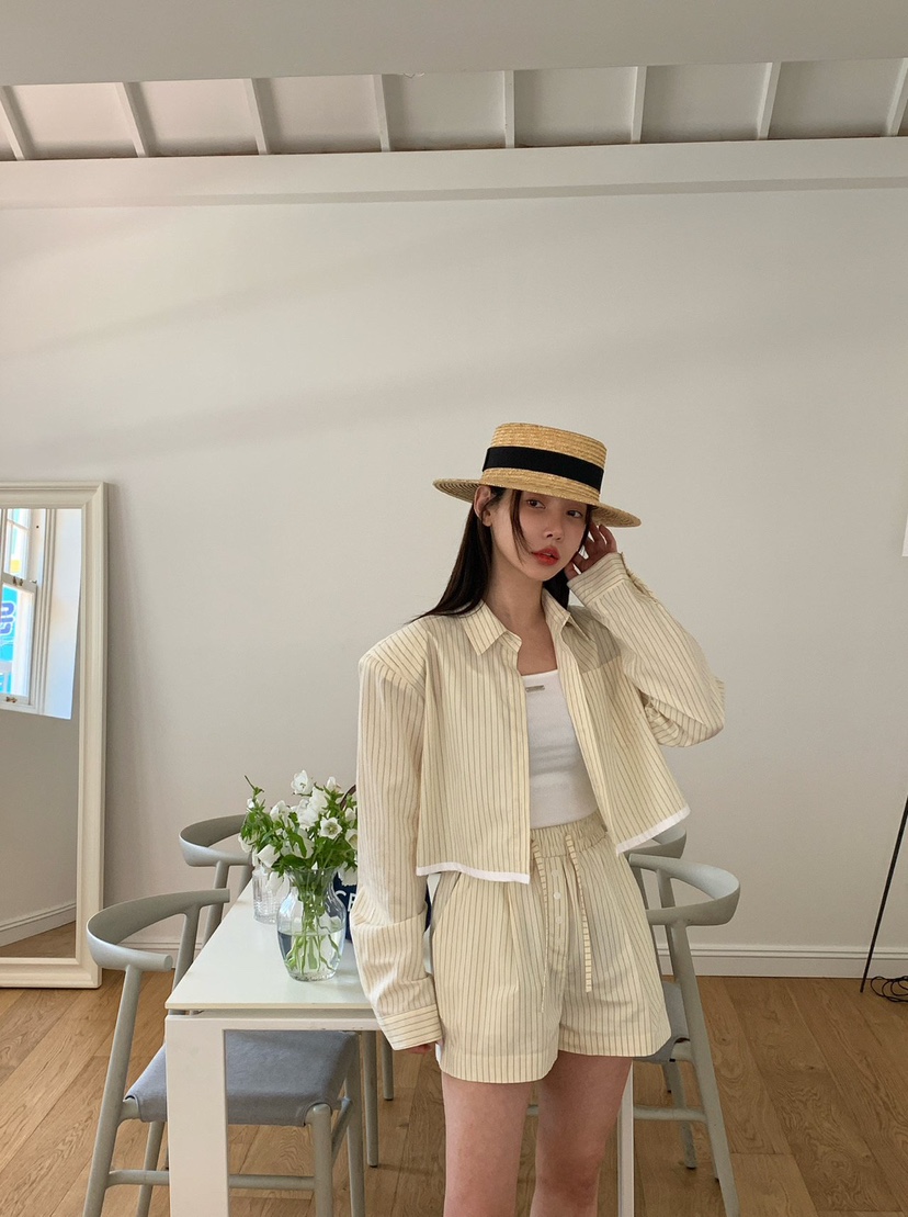 REVE CITE-L東大門直郵女士新品熱賣25春夏推薦襯衫蕾絲衫REVE CITE襯衫/蕾絲衫
