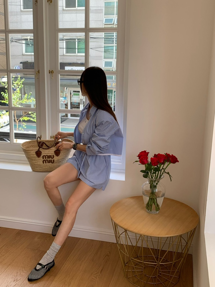 REVE CITE-L東大門直郵女士新品熱賣25春夏推薦襯衫蕾絲衫REVE CITE襯衫/蕾絲衫