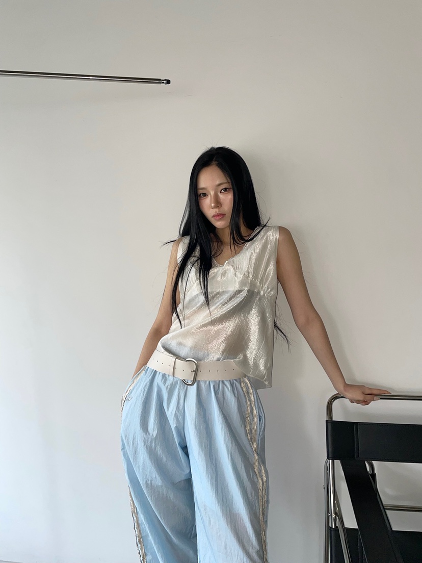 BETWEEN US東大門直郵女士新品職業熱賣推薦人氣真品吊帶背心JICJO:SEOUL吊帶/背心
