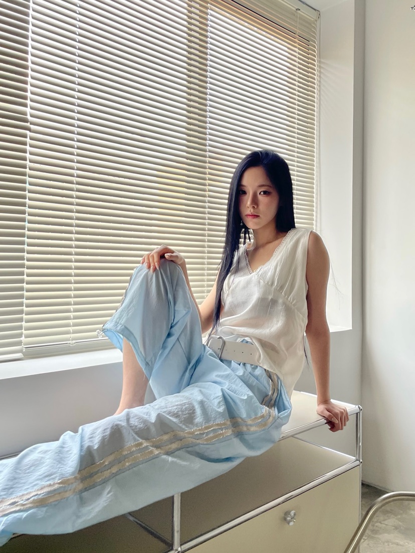 BETWEEN US東大門直郵女士新品職業熱賣推薦人氣真品吊帶背心JICJO:SEOUL吊帶/背心