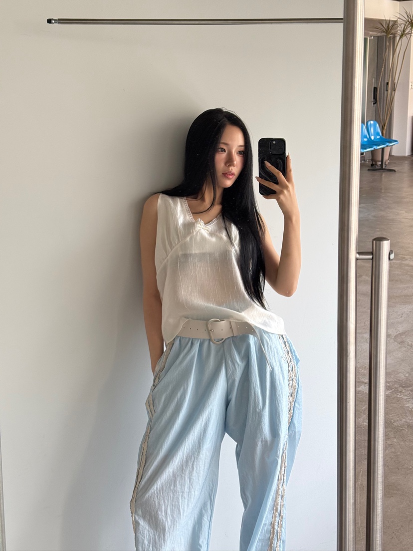 BETWEEN US東大門直郵女士新品職業熱賣推薦人氣真品吊帶背心JICJO:SEOUL吊帶/背心