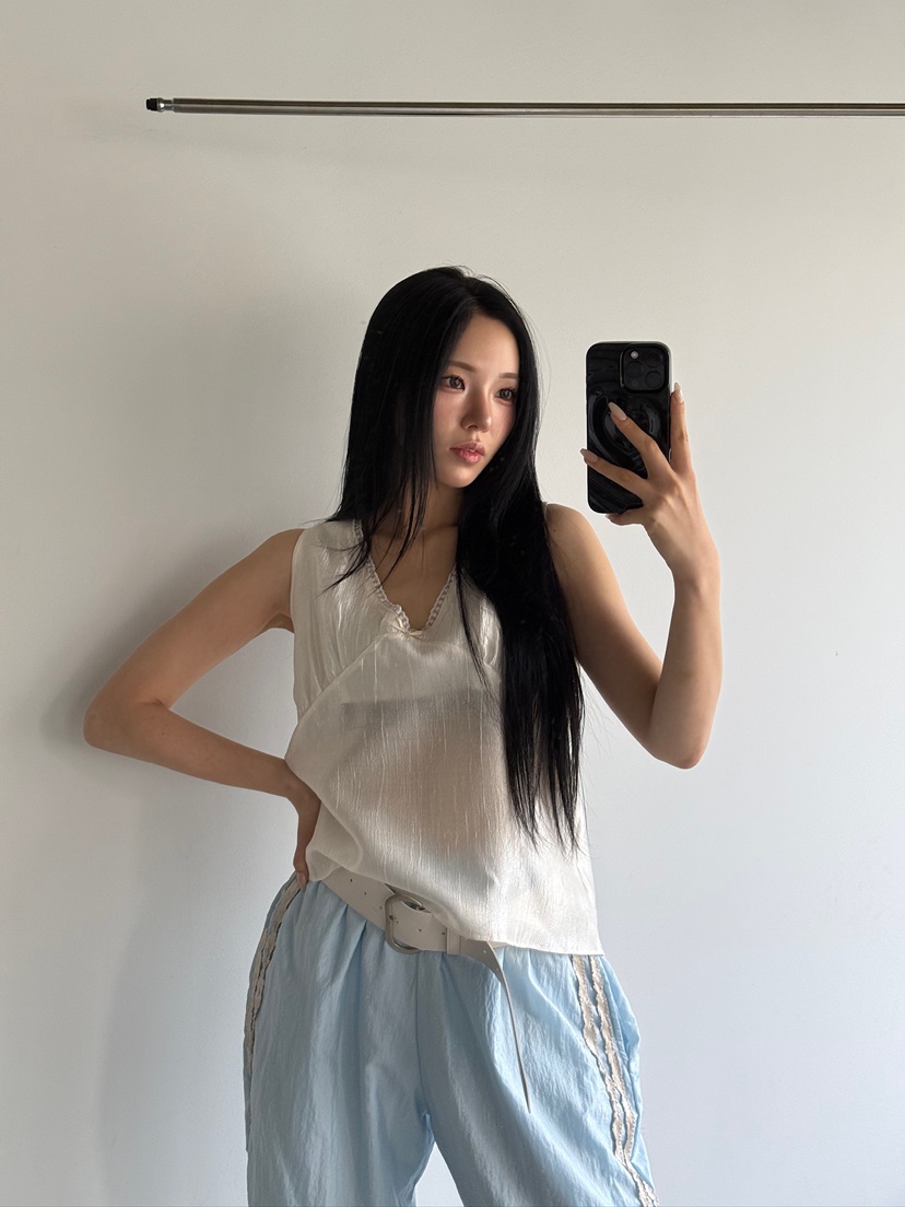BETWEEN US東大門直郵女士新品職業熱賣推薦人氣真品吊帶背心JICJO:SEOUL吊帶/背心