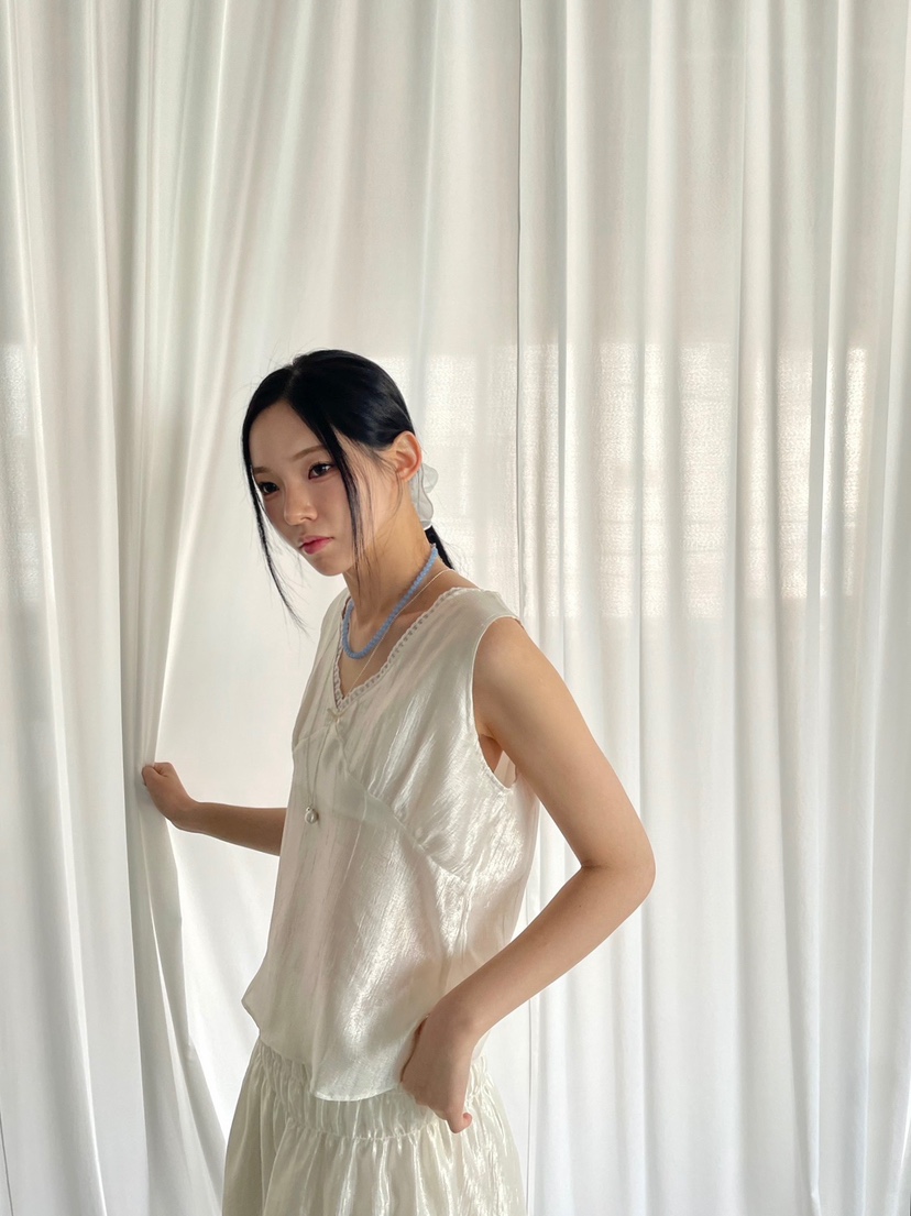 BETWEEN US東大門直郵女士新品職業熱賣推薦人氣真品吊帶背心JICJO:SEOUL吊帶/背心