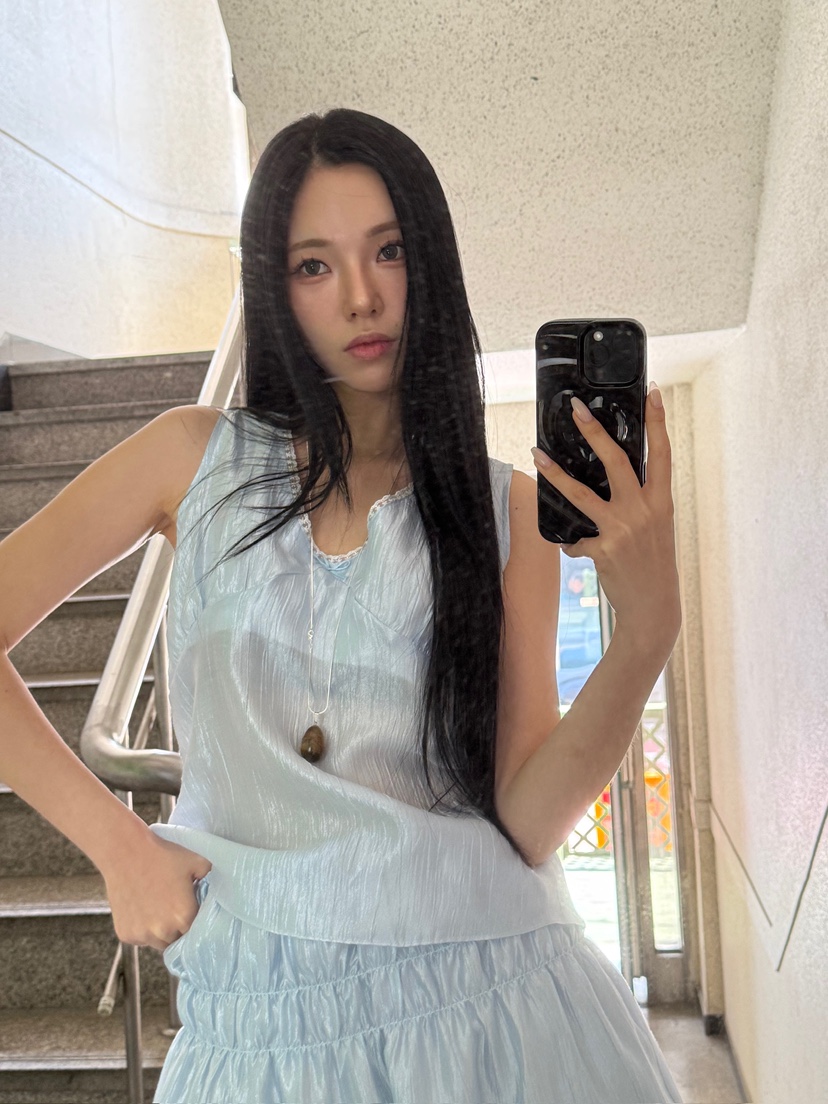 BETWEEN US東大門直郵女士新品職業熱賣推薦人氣真品吊帶背心JICJO:SEOUL吊帶/背心