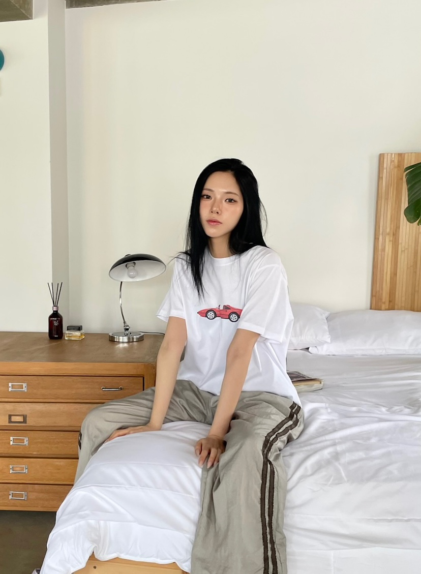 BETWEEN US東大門代購女裝新品職業休閑人氣熱賣推薦真品T恤JICJO:SEOULT恤
