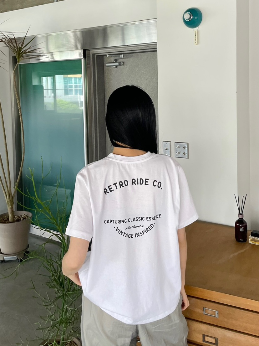 BETWEEN US東大門代購女裝新品職業休閑人氣熱賣推薦真品T恤JICJO:SEOULT恤