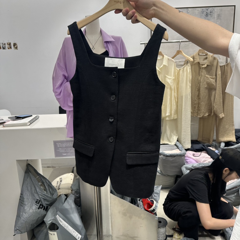 HONG.U韓國㊣直郵東大門代購女裝新款時尚25春夏推薦人氣馬甲HONG.U馬甲圖色2