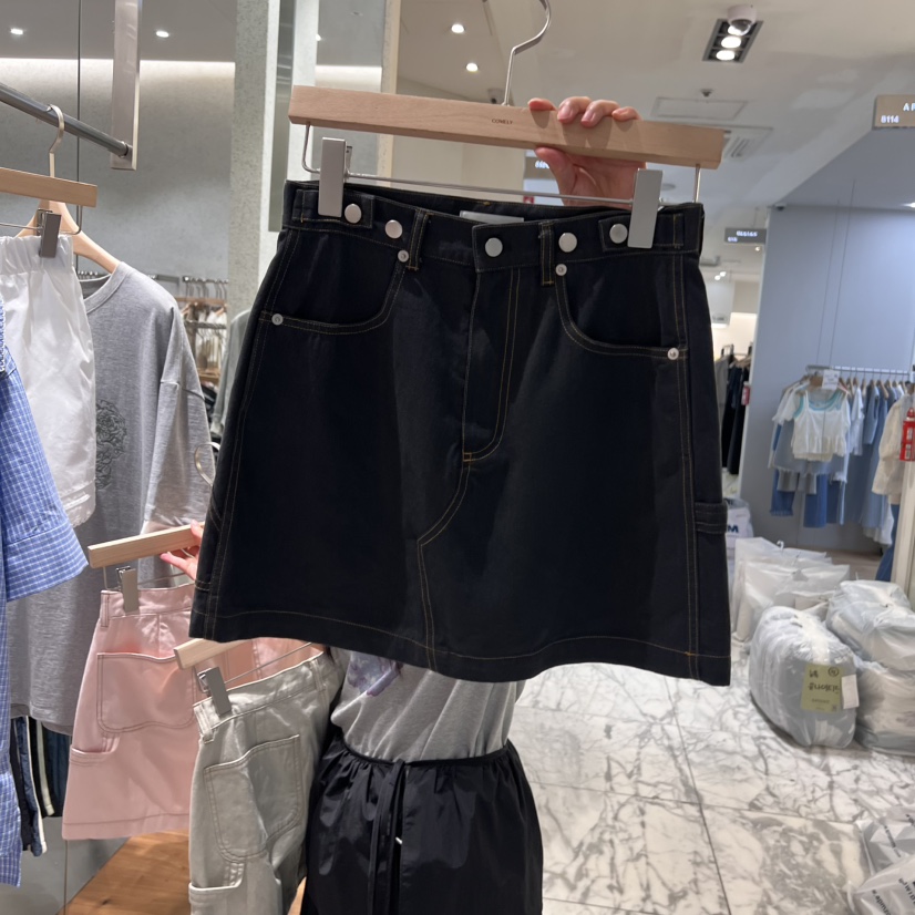 COMELY韓國直郵㊣東大門實拍女裝新品推薦時尚人氣休閑短裙COMELY短裙圖色3