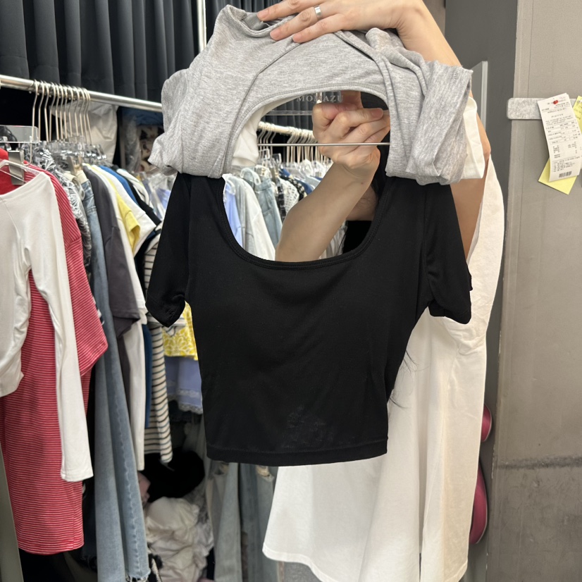 MOMAZU韓國直郵㊣東大門實拍女裝新品時尚推薦熱賣25春夏T恤短款MOMAZUT恤圖色3