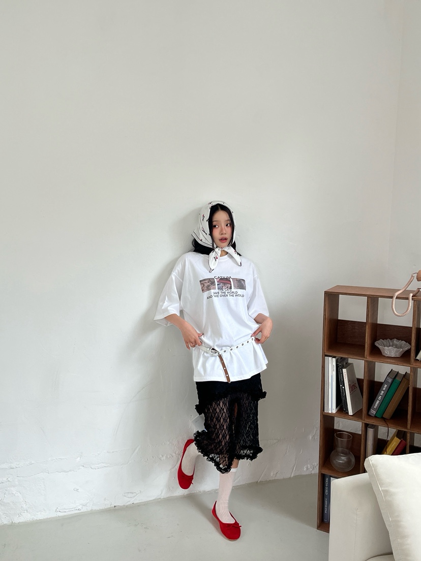 ZITTEN韓國直郵㊣東大門實拍女裝新品時尚半身裙中短裙蕾絲ZITTEN半身裙/中短裙