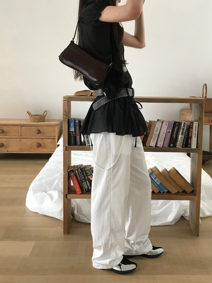 ESCHER韓國㊣直郵東大門代購女裝新款熱賣襯衫蕾絲衫不含腰帶ESCHER襯衫/蕾絲衫
