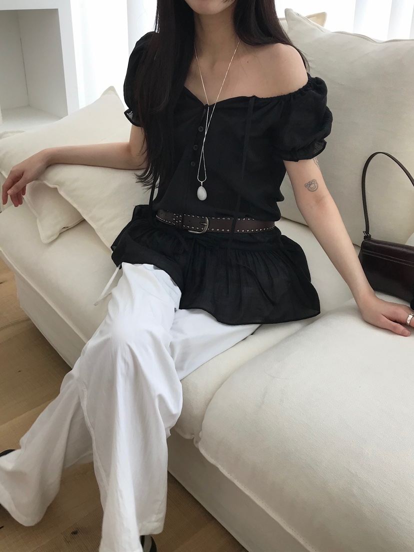 ESCHER韓國㊣直郵東大門代購女裝新款熱賣襯衫蕾絲衫不含腰帶ESCHER襯衫/蕾絲衫