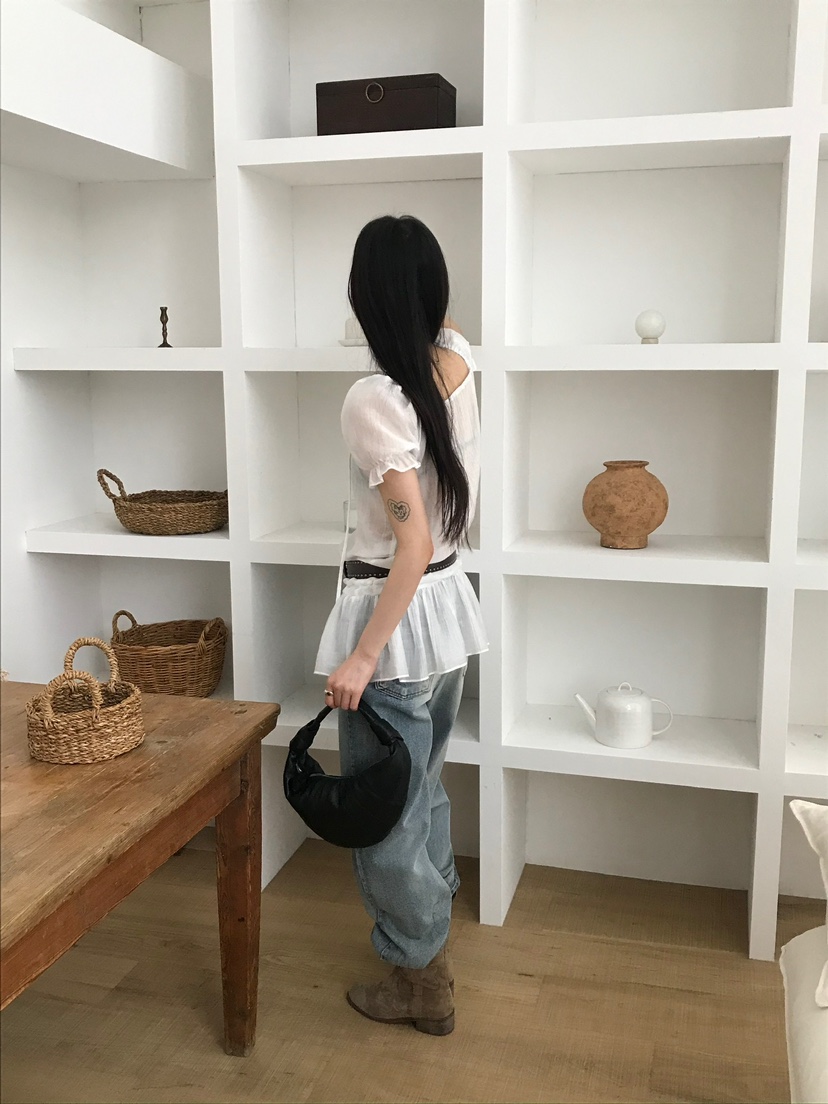ESCHER韓國㊣直郵東大門代購女裝新款熱賣襯衫蕾絲衫不含腰帶ESCHER襯衫/蕾絲衫