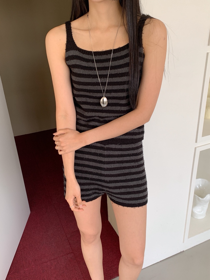 DARLUZ_MI韓國㊣直郵東大門代購女裝新款時尚熱賣人氣25春夏套裝DARLUZ_MI套裝