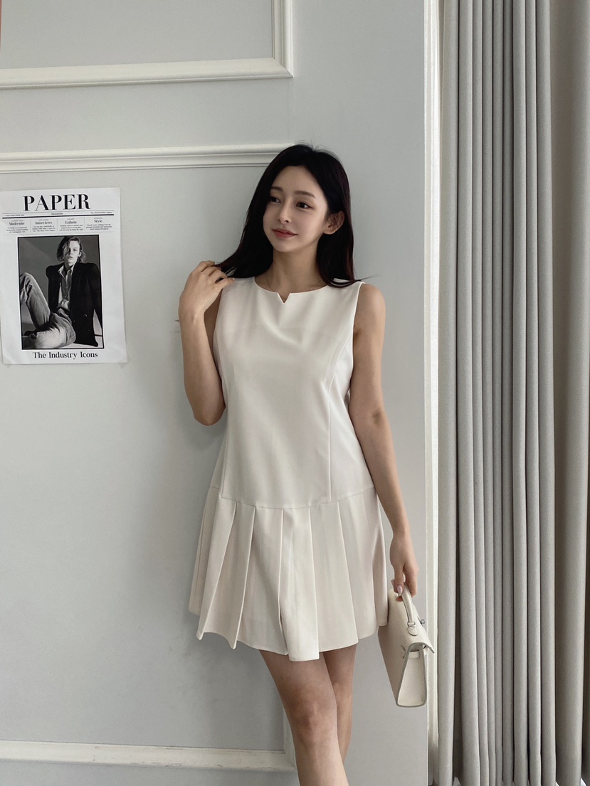 CLOTH韓國直郵㊣女裝新品推薦時尚熱賣休閑25春夏人氣連衣裙CLOTH連衣裙