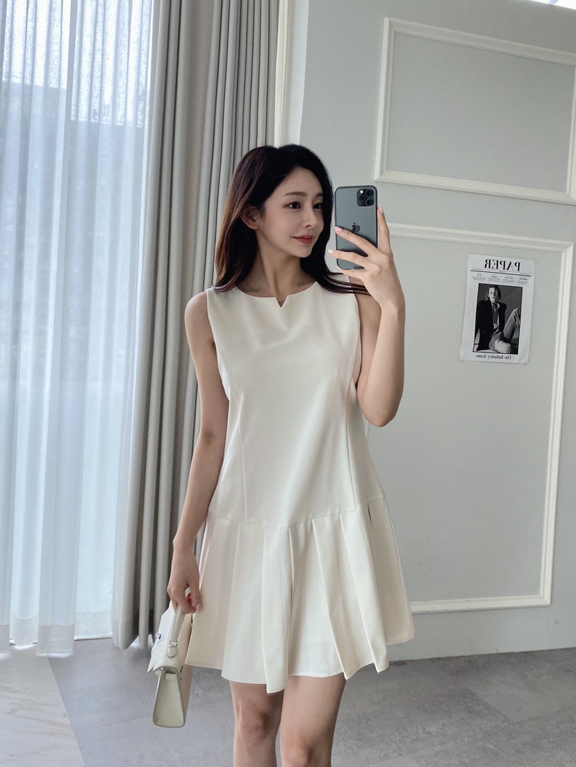 CLOTH韓國直郵㊣女裝新品推薦時尚熱賣休閑25春夏人氣連衣裙CLOTH連衣裙
