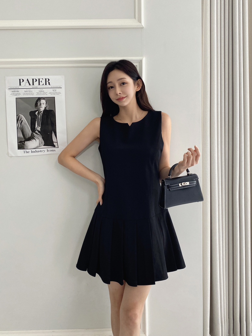 CLOTH韓國直郵㊣女裝新品推薦時尚熱賣休閑25春夏人氣連衣裙CLOTH連衣裙