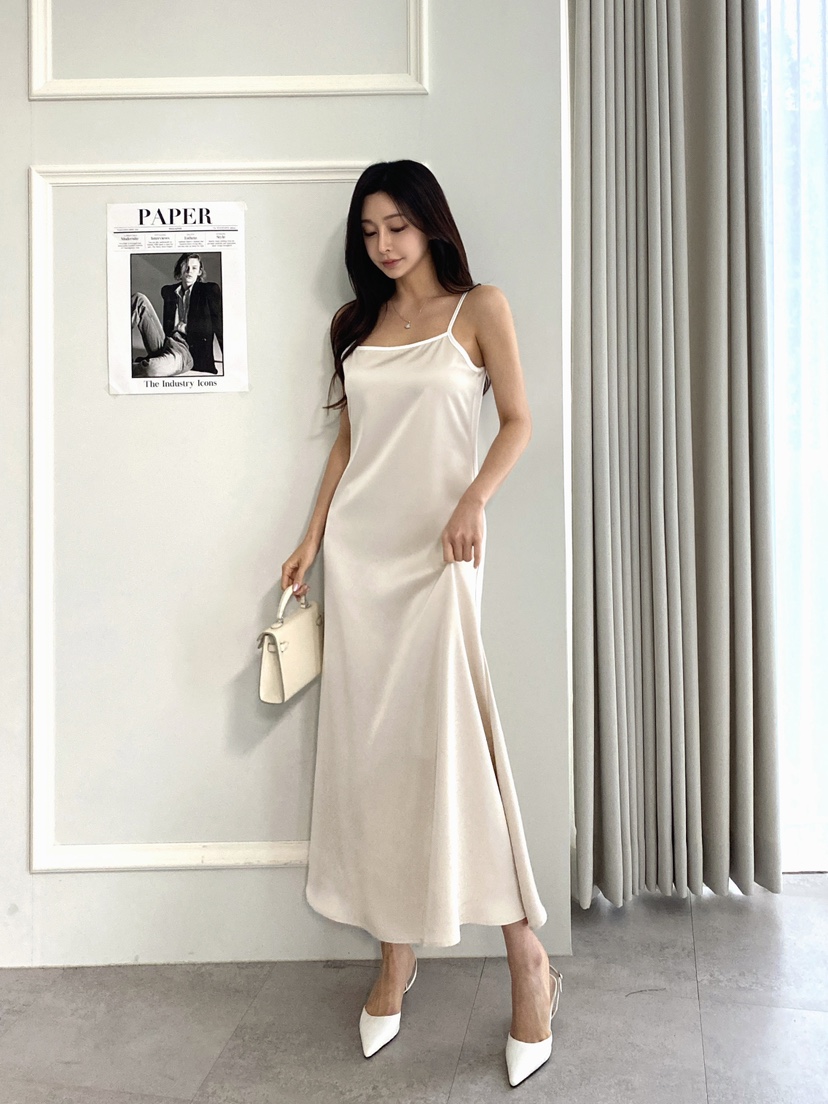 CLOTH韓國直郵㊣東大門實拍女裝新款熱賣推薦人氣連衣裙緞面CLOTH連衣裙