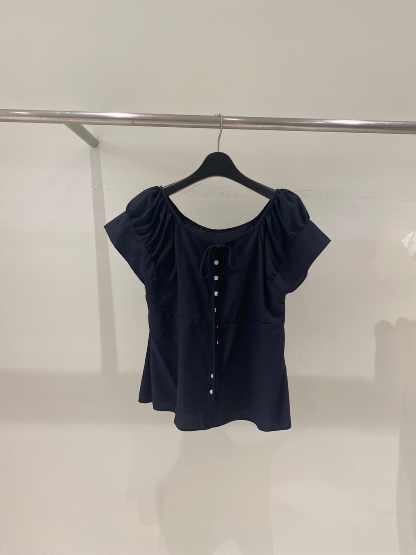 WELL KNOWN韓國直郵㊣東大門實拍女裝新品熱賣襯衫蕾絲衫紐扣WELL KNOWN襯衫/蕾絲衫圖色2