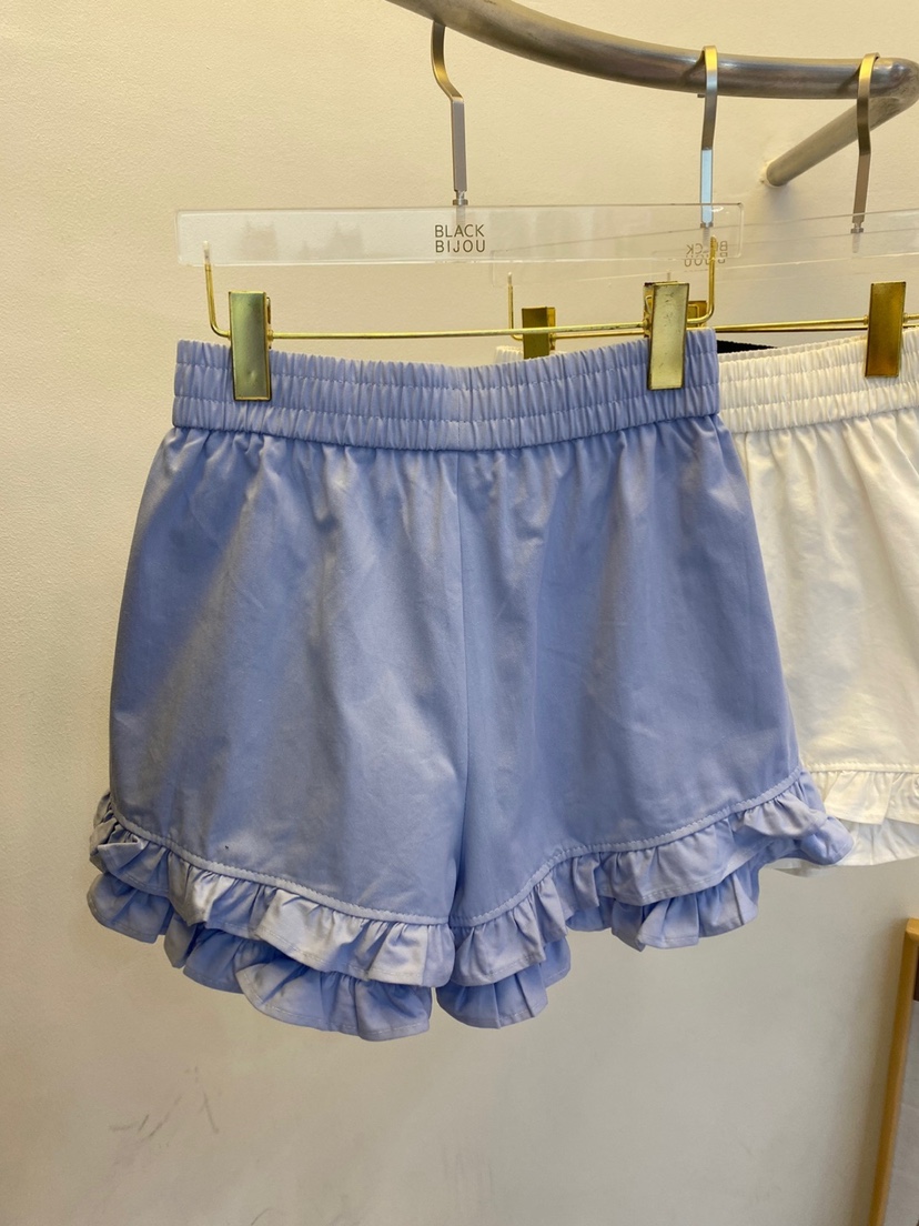 BLACK BIJOU韓國㊣直郵東大門代購女裝新品人氣短褲荷葉邊BLACK BIJOU短褲