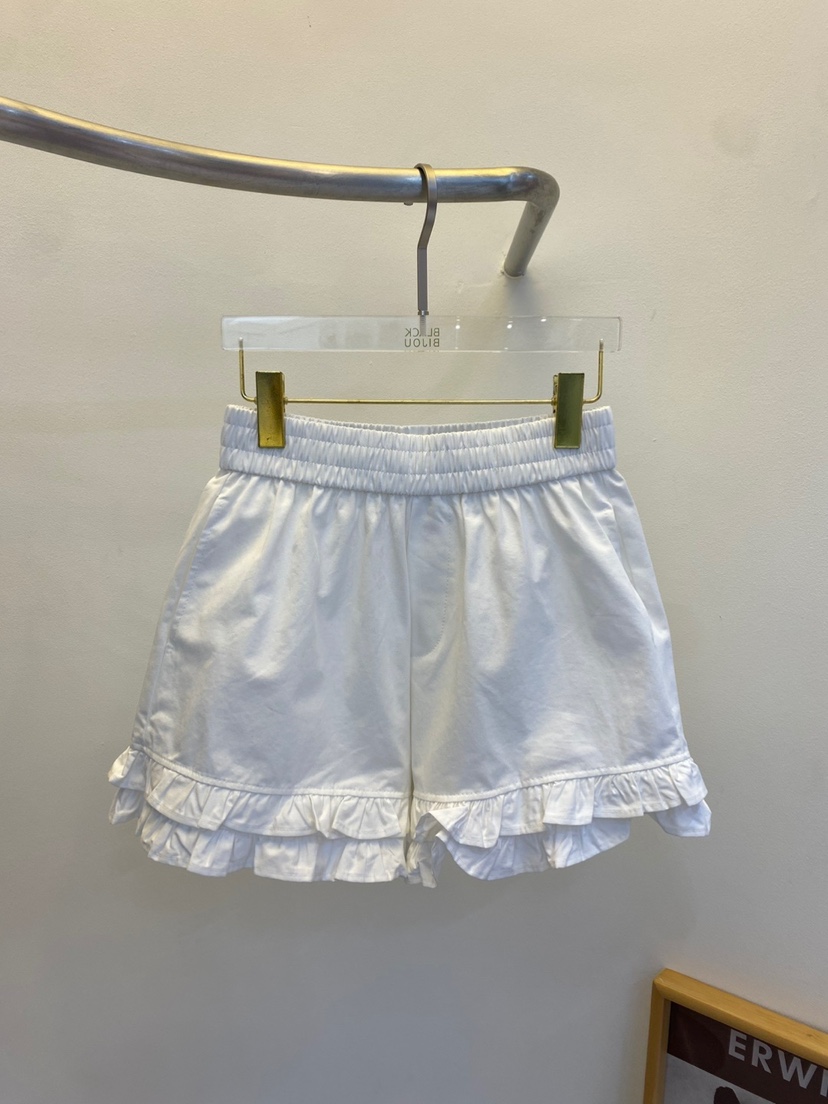 BLACK BIJOU韓國㊣直郵東大門代購女裝新品人氣短褲荷葉邊BLACK BIJOU短褲圖色3