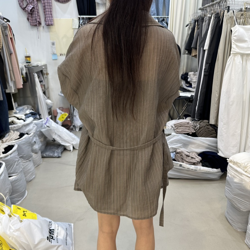 BILLION-L韓國㊣直郵東大門代購女裝新款熱賣襯衫蕾絲衫含腰帶BILLION-L襯衫/蕾絲衫