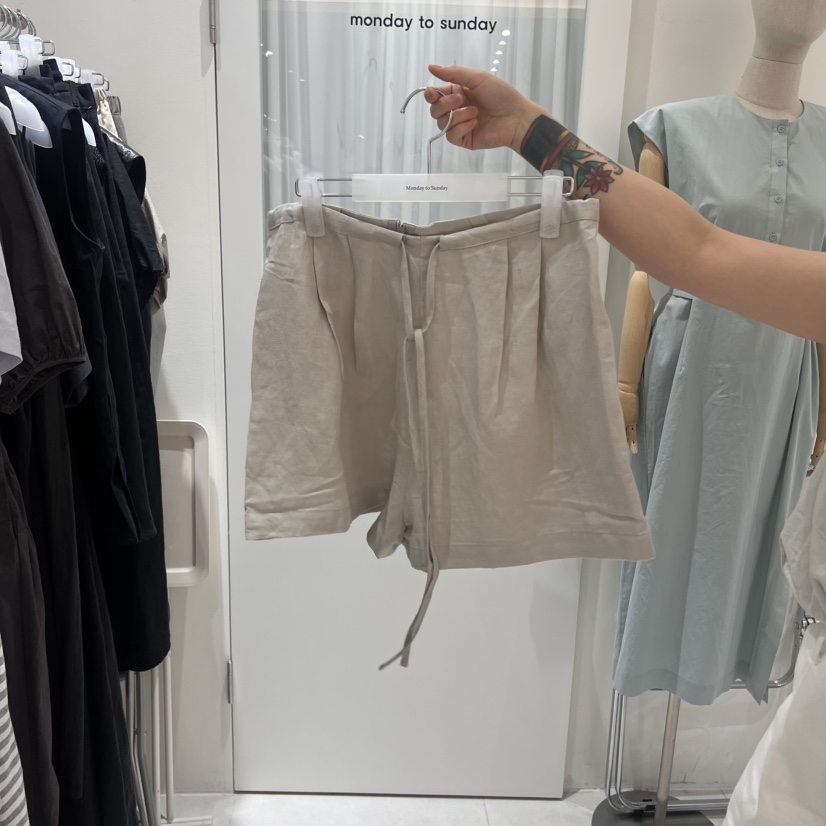 MONDAY TO SUNDAY韓國㊣直郵東大門代購女裝新品25春夏短褲MONDAY TO SUNDAY短褲圖色2