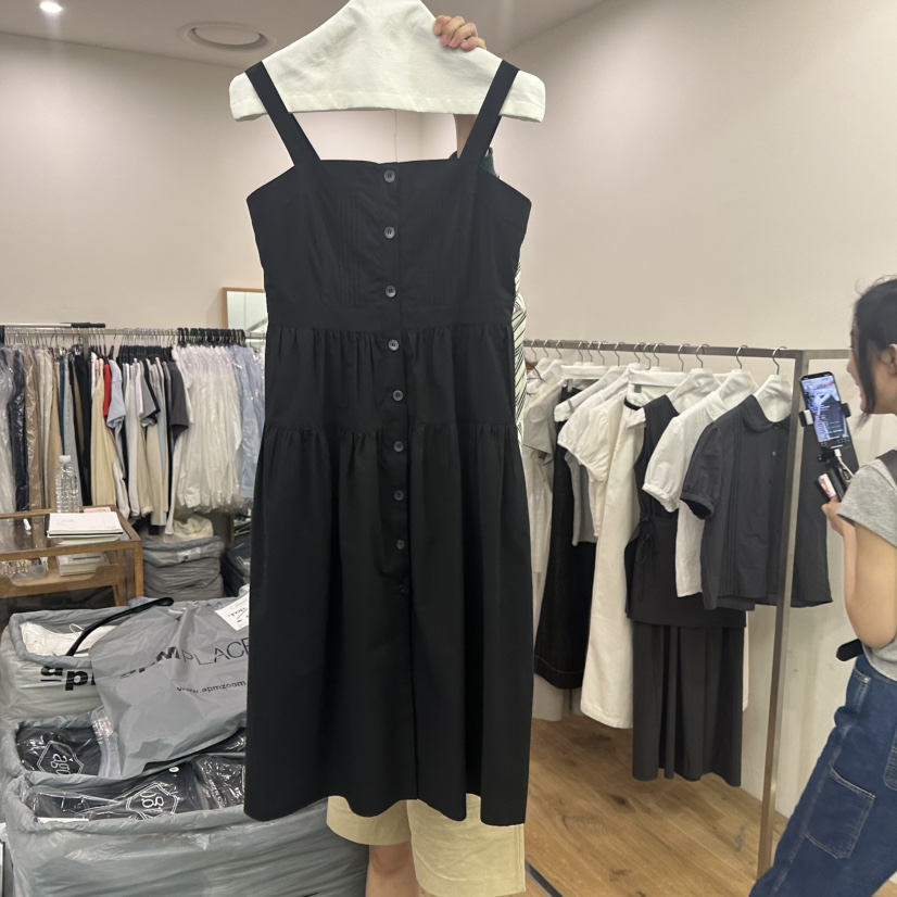 AGO韓國直郵㊣東大門實拍女裝新品時尚熱賣推薦25春夏連衣裙AGO連衣裙圖色2