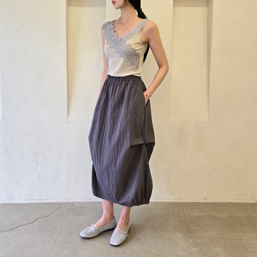 LA BLOOM韓國直郵㊣女裝新品熱賣25春夏推薦時尚休閑人氣長裙La Bloom長裙