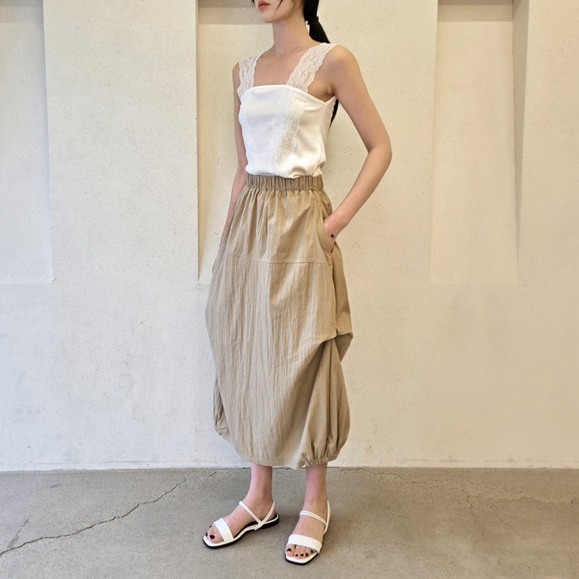 LA BLOOM韓國直郵㊣女裝新品熱賣25春夏推薦時尚休閑人氣長裙La Bloom長裙