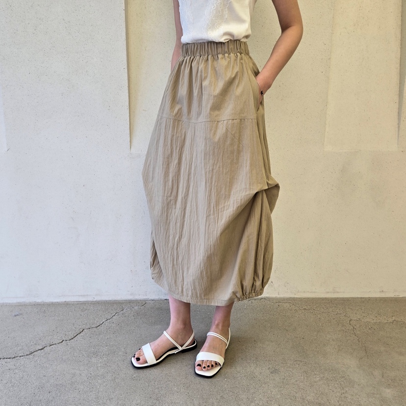 LA BLOOM韓國直郵㊣女裝新品熱賣25春夏推薦時尚休閑人氣長裙La Bloom長裙