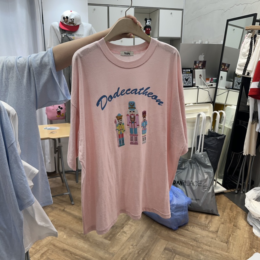 DE LINE韓國㊣直郵東大門代購女裝新款休閑25春夏推薦人氣T恤DE LINET恤圖色2