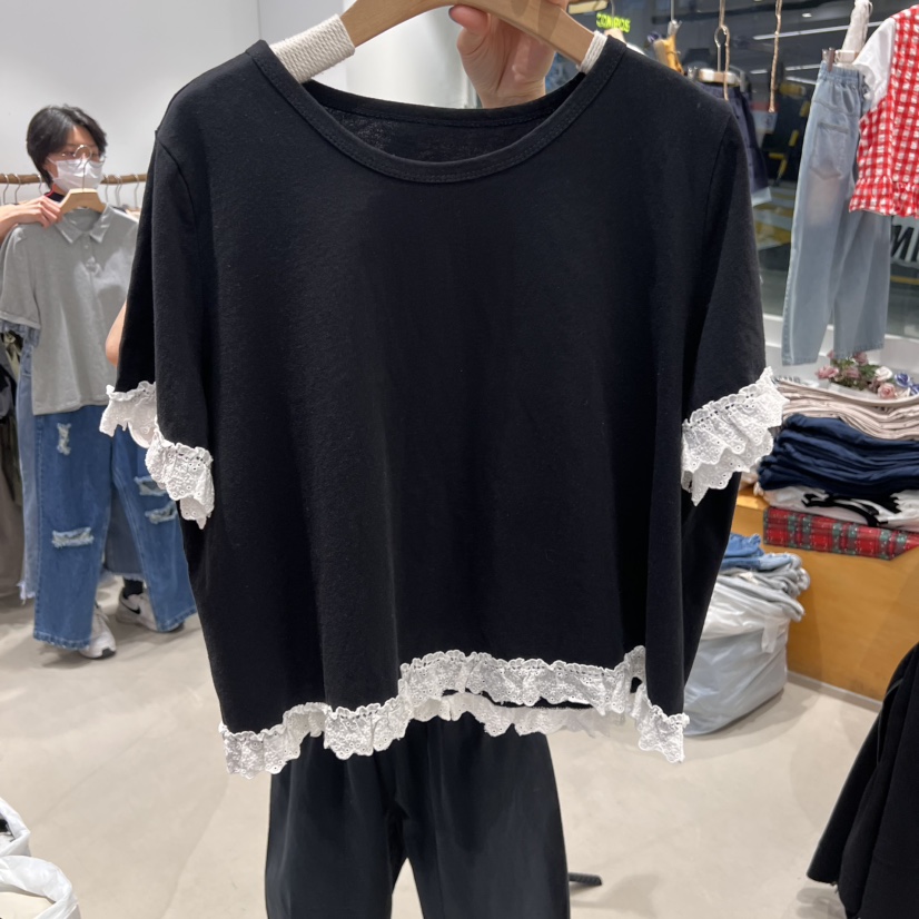BLOOM韓國直郵㊣東大門實拍女裝新款時尚休閑熱賣人氣T恤刺繡BLOOMT恤