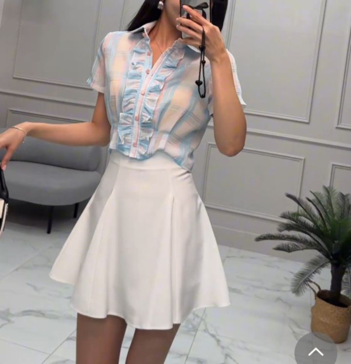 火Ⅱ-화투-T東大門實拍女士新品熱賣25春夏襯衫蕾絲衫格紋火Ⅱ襯衫/蕾絲衫