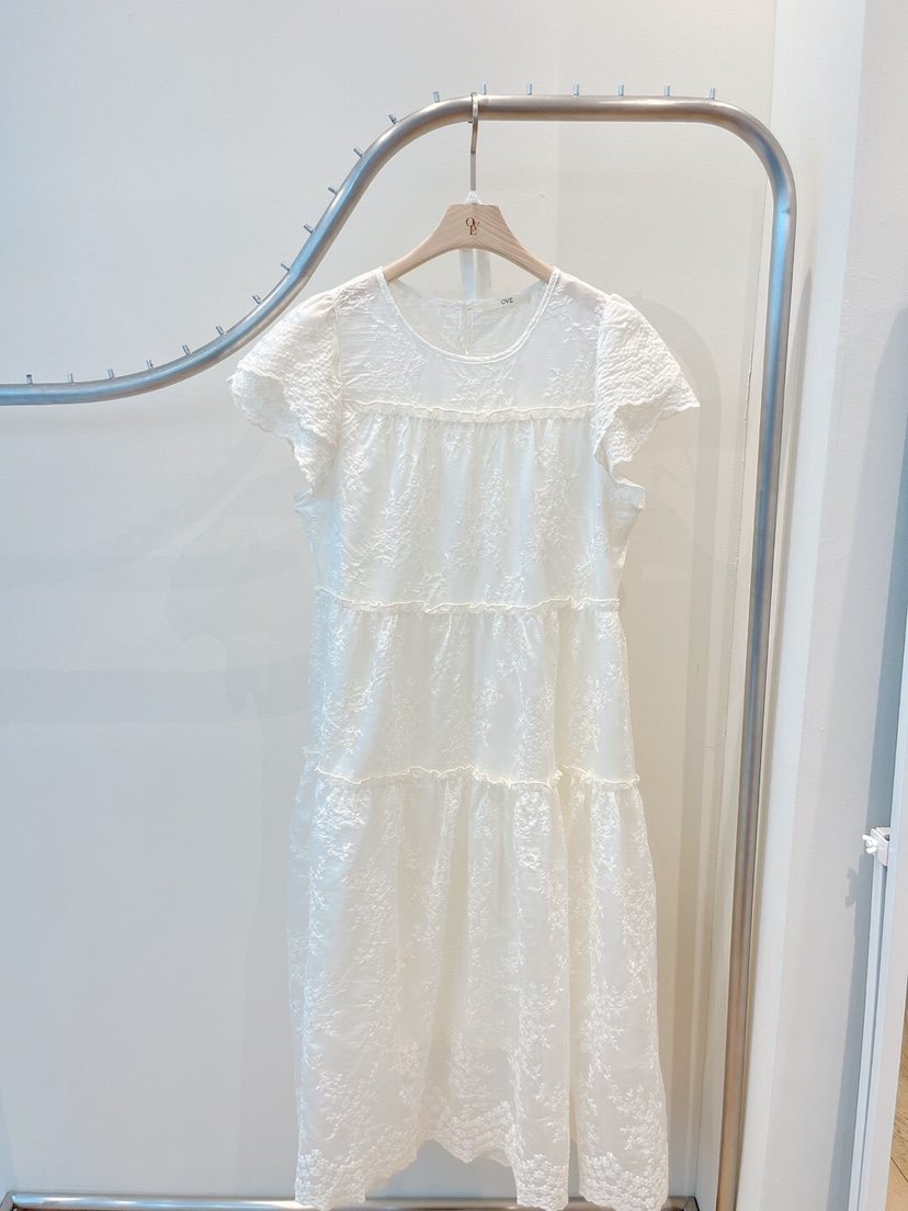 OVE韓國直郵女裝新款真品推薦熱賣職業25春夏休閑連衣裙刺繡OVE連衣裙圖色1