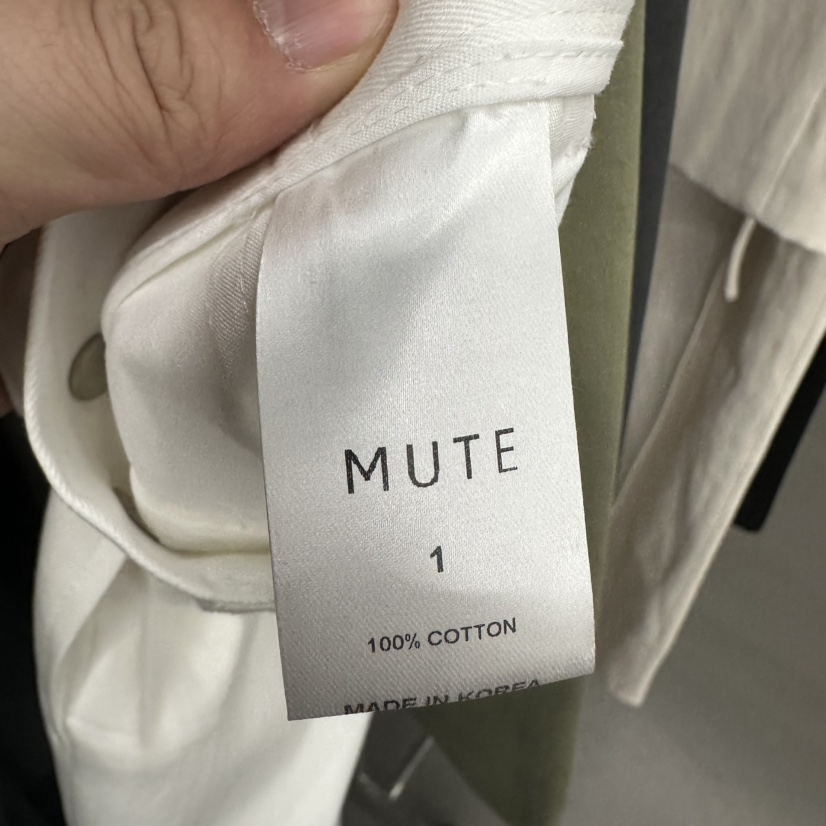 MUTE-P韓國直郵女士新品推薦時尚職業休閑真品人氣熱賣短褲MUTE短褲