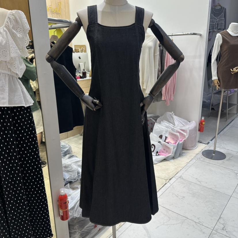 TRIPLE SEVEN韓國代購女士新款職業真品熱賣25春夏時尚連衣裙TRIPLE SEVEN連衣裙