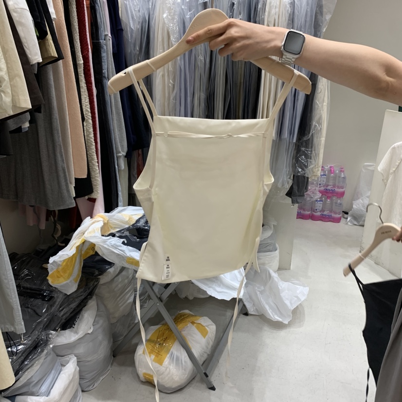 FRE東大門直郵女士新品時尚休閑推薦人氣熱賣真品25春夏吊帶背心FRE吊帶/背心