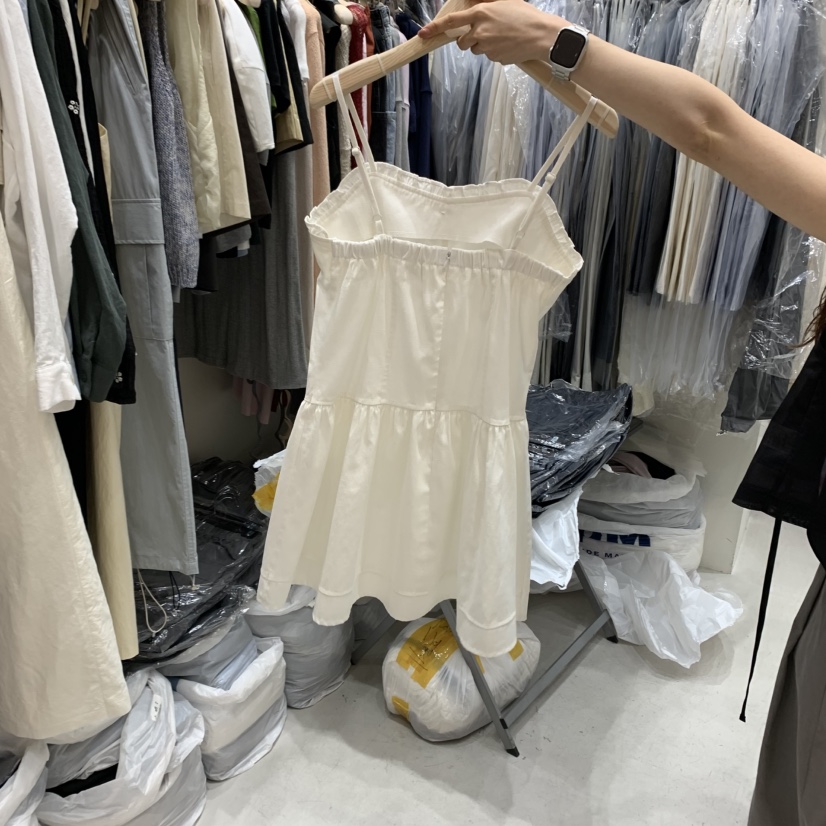 FRE東大門實拍女裝新品推薦熱賣休閑時尚人氣真品25春夏連衣裙FRE連衣裙