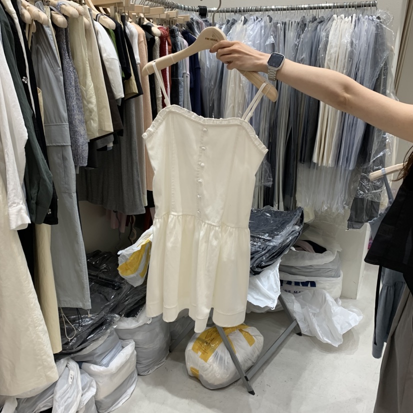 FRE東大門實拍女裝新品推薦熱賣休閑時尚人氣真品25春夏連衣裙FRE連衣裙圖色2