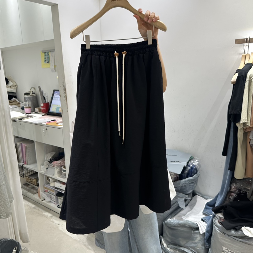 URBANSTORY/REMAKING東大門實拍女士新款25春夏休閑時尚長裙Remaking/URBANSTORY長裙圖色2
