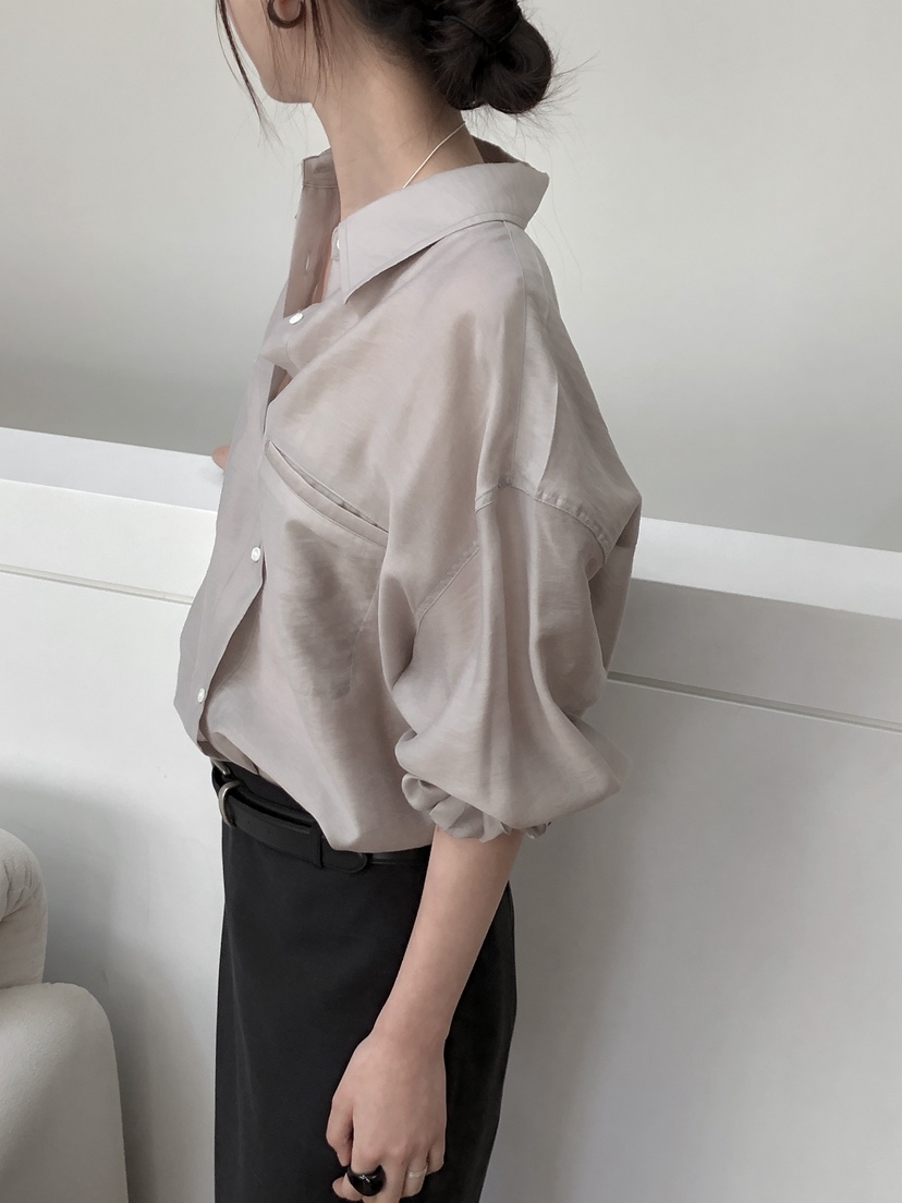 LE BUTTER韓國代購女士新品25春夏時尚襯衫蕾絲衫口袋天絲LE BUTTER襯衫/蕾絲衫