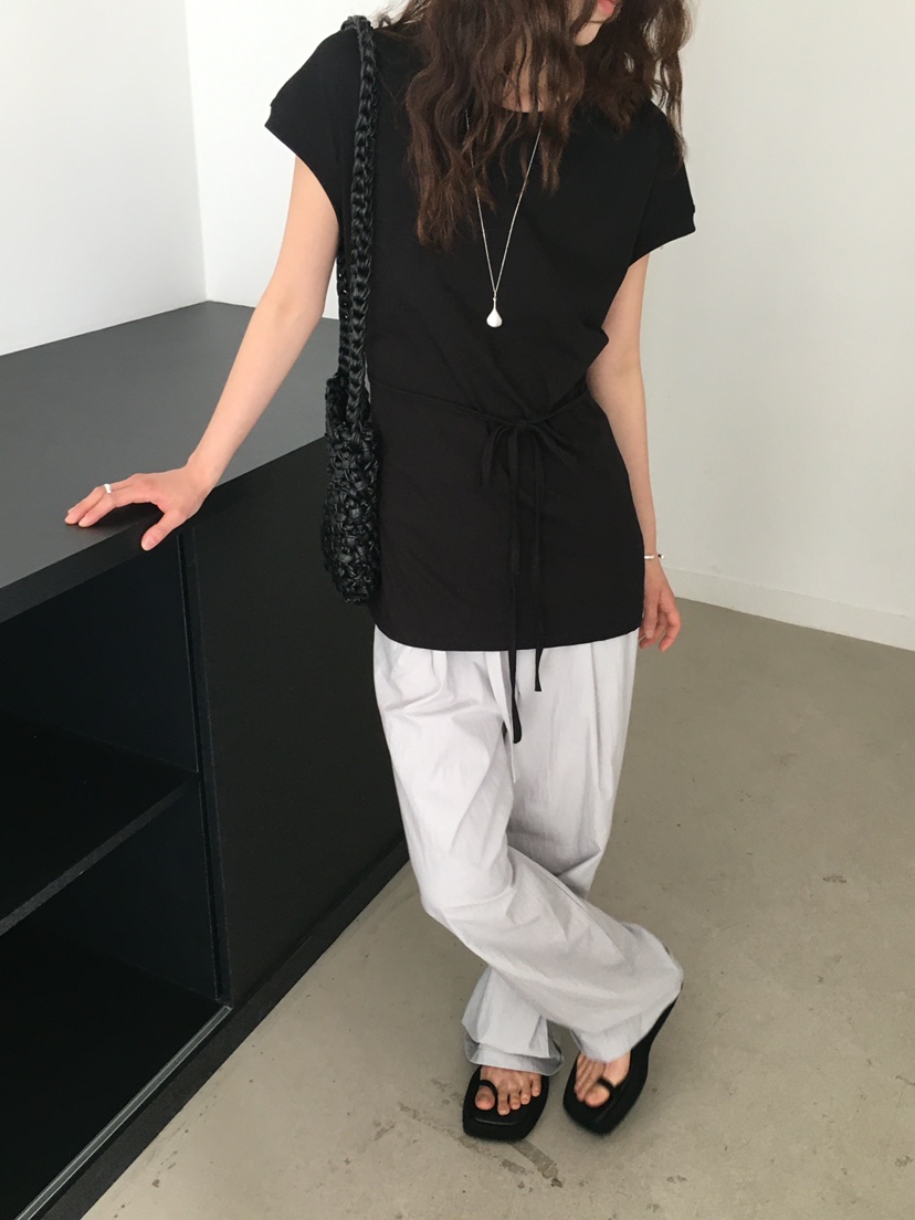 MONDAYMORING韓國直郵女裝新款25春夏熱賣職業真品推薦時尚T恤MONDAYMORINGT恤