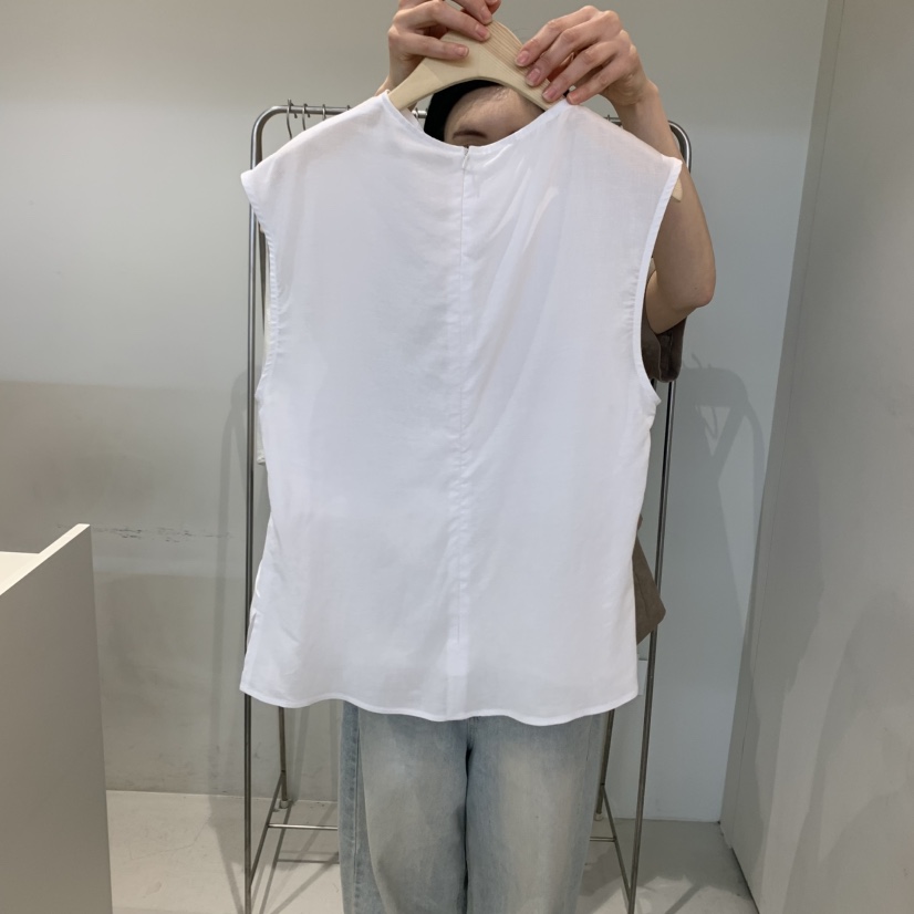 OUTRENE東大門直郵女裝新品25春夏職業推薦真品休閑吊帶背心OUTRENE吊帶/背心
