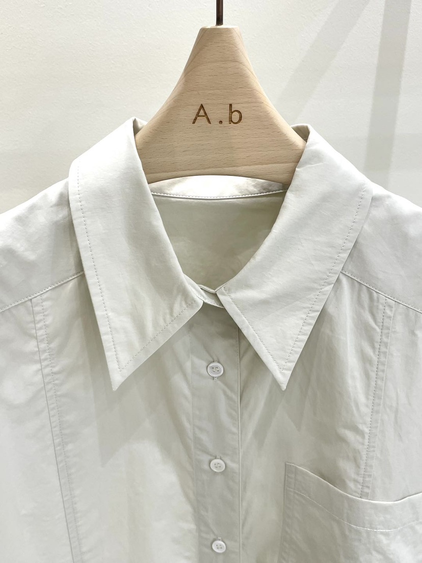 AUTUMN BEIGE-Q東大門直郵女士新品職業熱賣真品襯衫蕾絲衫A.b/AUTUMN BEIGE襯衫/蕾絲衫
